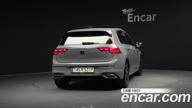 Volkswagen Golf (VIII) 2.0 TDI Prestige 2024 — фото 4
