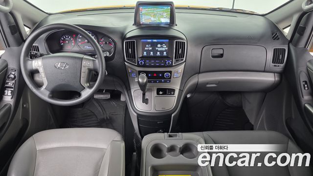 Hyundai Grand Starex School Bus LPi 2021 — фото 7