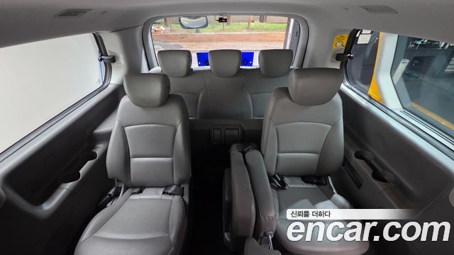 Hyundai Grand Starex School Bus LPi 2021 — фото 21