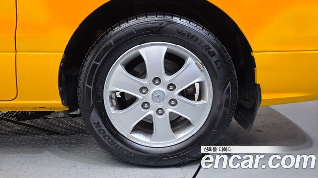 Hyundai Grand Starex School Bus LPi 2021 — фото 27