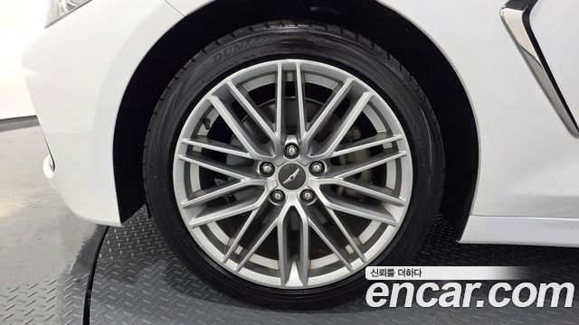 Genesis G70 2.0T AWD Elite 2020 — фото 5