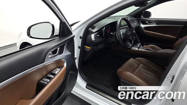 Genesis G70 2.0T AWD Elite 2020 — фото 10