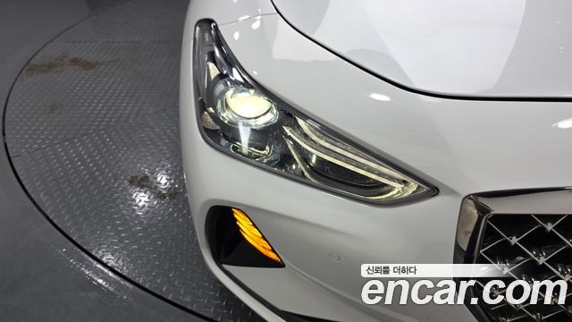 Genesis G70 2.0T AWD Elite 2020 — фото 22