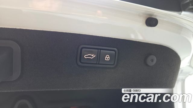 Genesis G70 2.0T AWD Elite 2020 — фото 28