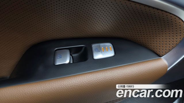 Genesis G70 2.0T AWD Elite 2020 — фото 31