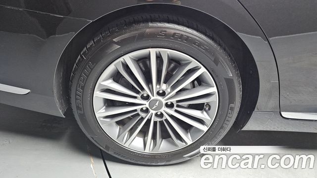 Genesis EQ900 3.8 GDI AWD Luxury 2018 — фото 5