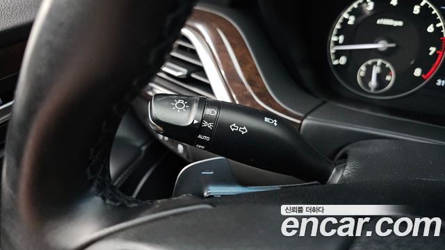 Genesis EQ900 3.8 GDI AWD Luxury 2018 — фото 16