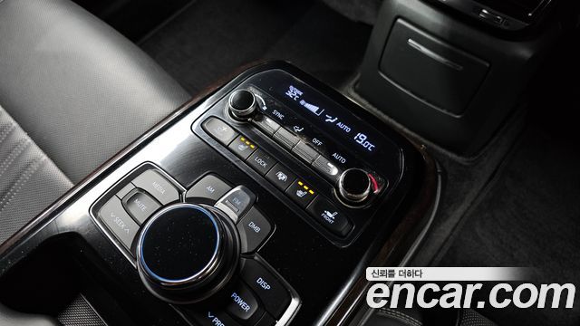 Genesis EQ900 3.8 GDI AWD Luxury 2018 — фото 19