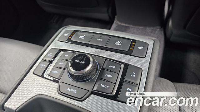 Genesis G80 3.3 GDI AWD Luxury 2020 — фото 31
