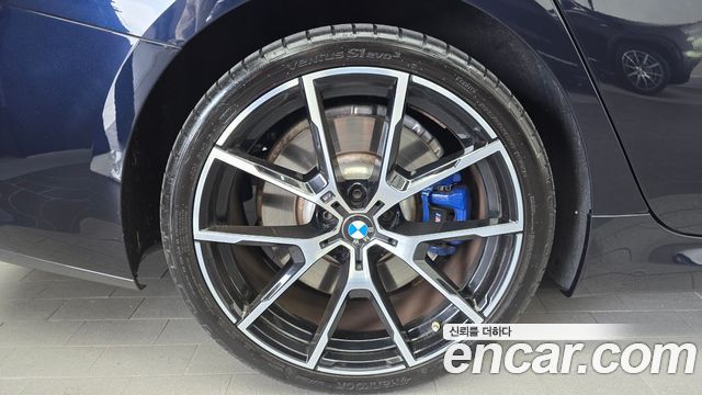BMW 8 Series (G15) 840i xDrive M Sport Gran Coupe 2021 — фото 5