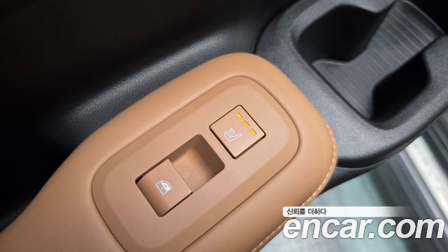 Hyundai Santa Fe (MX5) HEV 1.6 2WD Calligraphy 2024 — фото 33