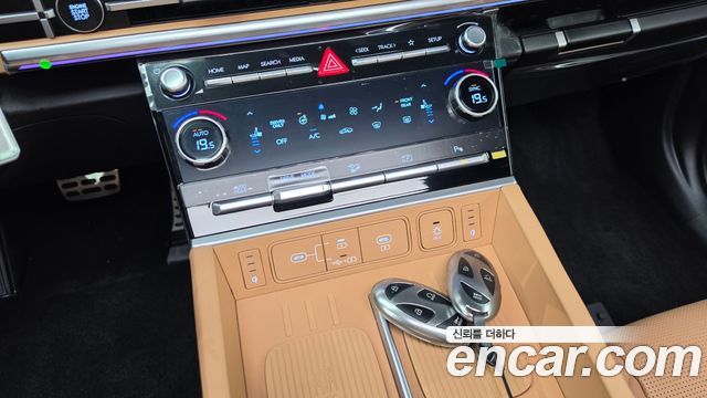 Hyundai Santa Fe (MX5) HEV 1.6 2WD Calligraphy 2024 — фото 36