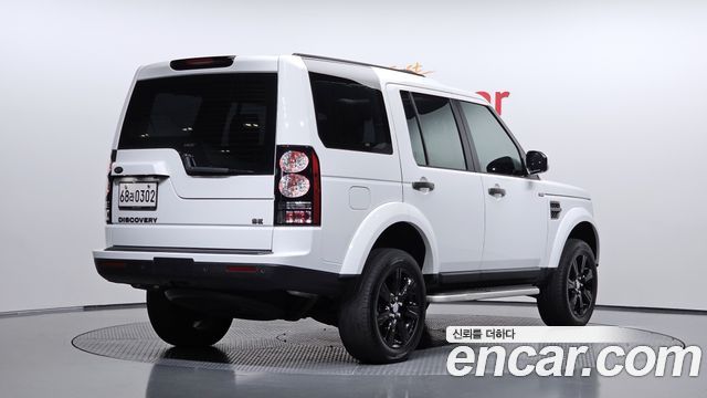 Land Rover Discovery 4 3.0 SDV6 SE 2016 — фото 2