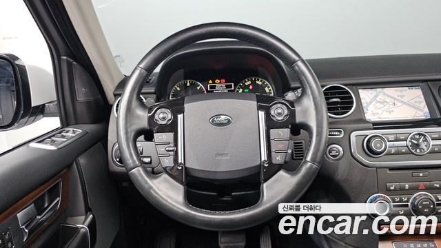Land Rover Discovery 4 3.0 SDV6 SE 2016 — фото 13