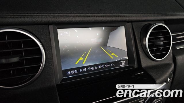 Land Rover Discovery 4 3.0 SDV6 SE 2016 — фото 14