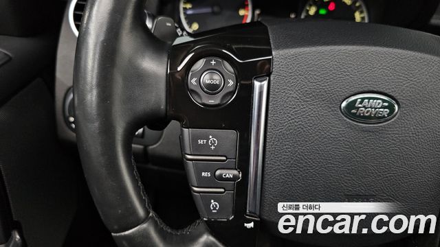 Land Rover Discovery 4 3.0 SDV6 SE 2016 — фото 29