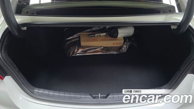 Kia K5 (III) 2.0 Noblesse 2020 — фото 20