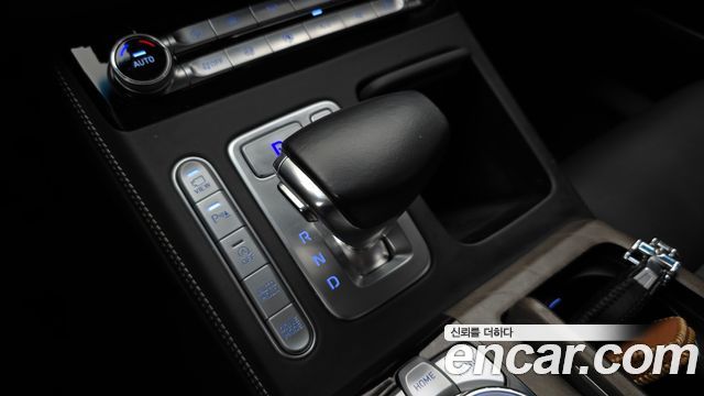 Genesis G90 3.8 AWD Premium Luxury 2019 — фото 9