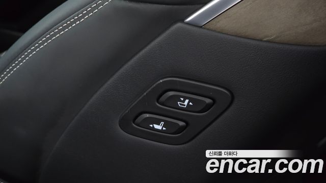 Genesis G90 3.8 AWD Premium Luxury 2019 — фото 15