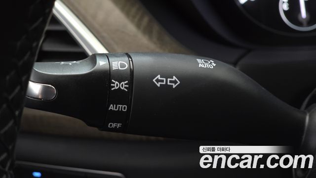 Genesis G90 3.8 AWD Premium Luxury 2019 — фото 29