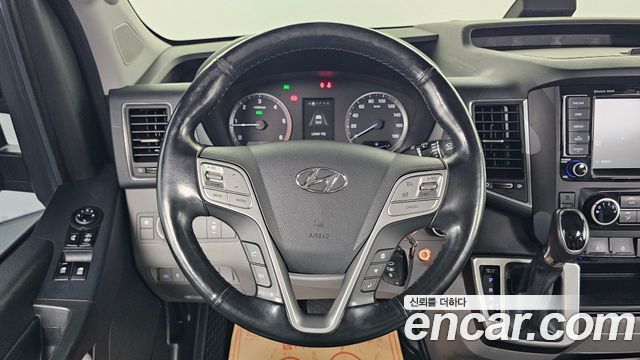 Hyundai Solati 15-seater Luxury 2021 — фото 13