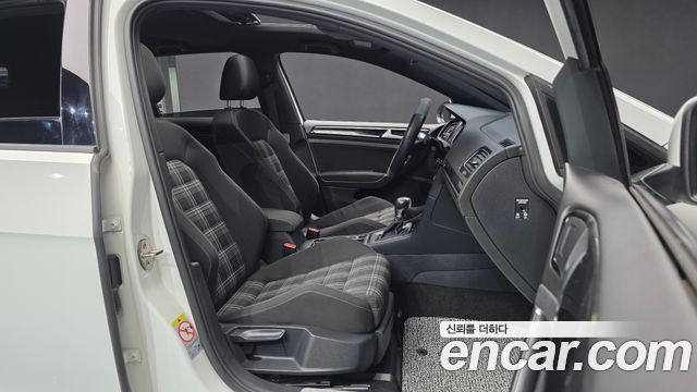 Volkswagen Golf (VII) 2.0 GTD Extreme Edition 2016 — фото 11