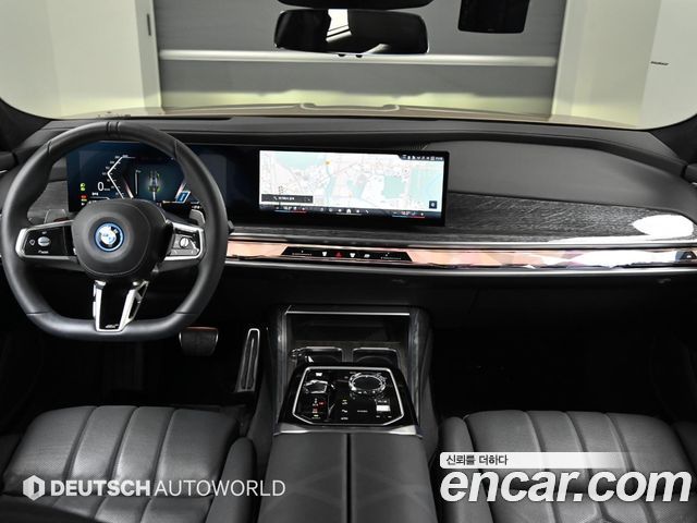 BMW 7 Series (G70) 750e xDrive M Sport 2025 — фото 7