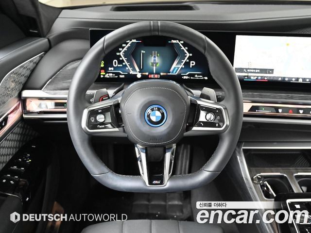 BMW 7 Series (G70) 750e xDrive M Sport 2025 — фото 17