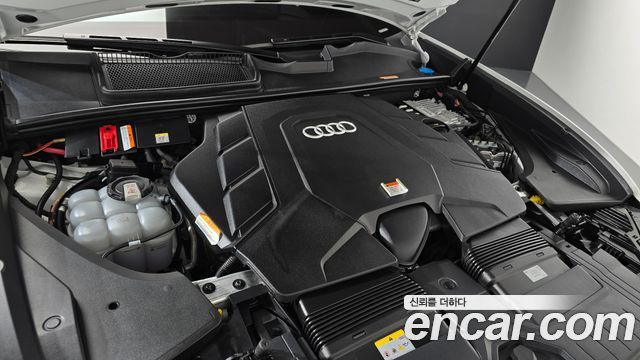 Audi Q8 (4M) 55 TFSI Quattro Premium 2022 — фото 6