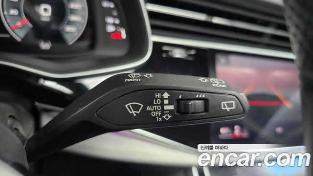 Audi Q8 (4M) 55 TFSI Quattro Premium 2022 — фото 20
