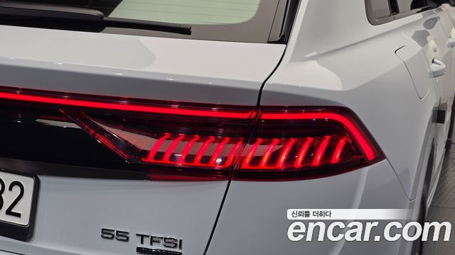 Audi Q8 (4M) 55 TFSI Quattro Premium 2022 — фото 23