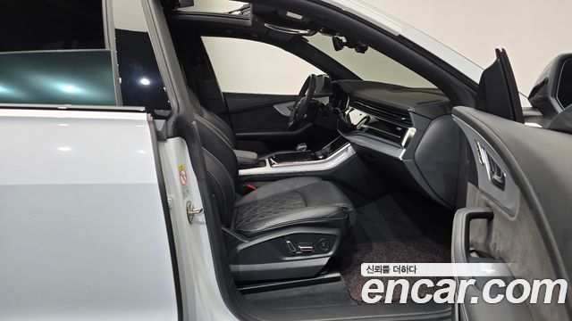 Audi Q8 (4M) 55 TFSI Quattro Premium 2022 — фото 26