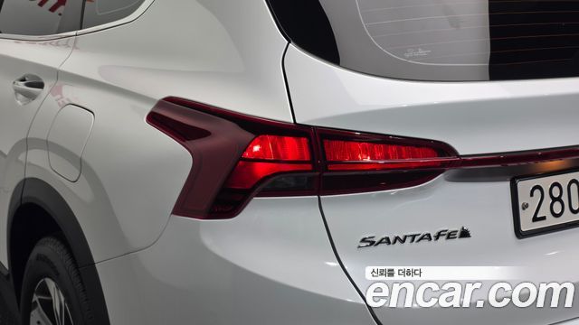 Hyundai Santa Fe Diesel 2.2 2WD Exclusive 2022 — фото 23
