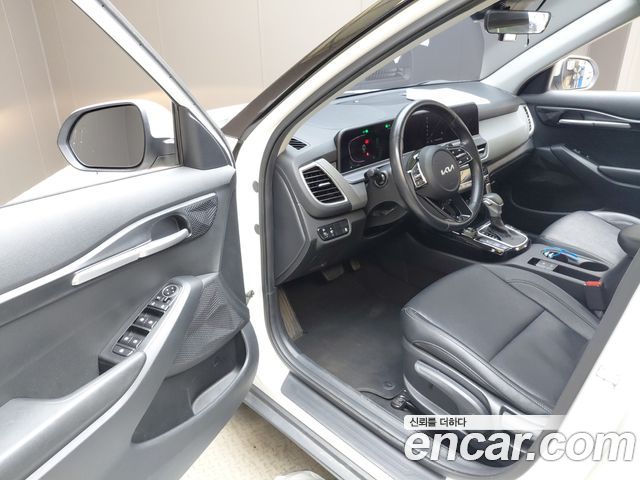 Kia Seltos Gasoline 2.0 2WD Trendy 2023 — фото 10