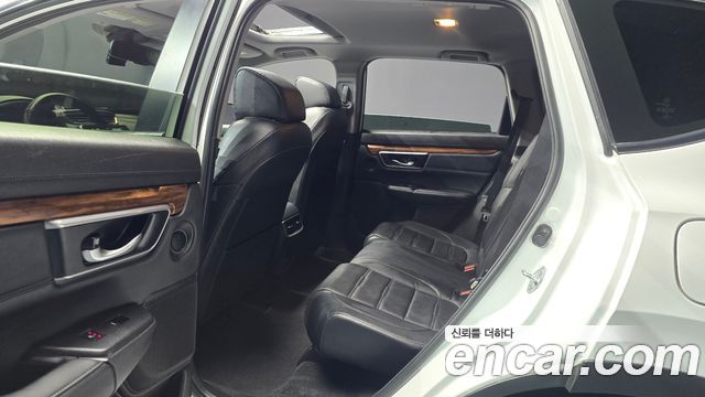 Honda CR-V (V) 2.0 Hybrid Touring 4WD 2021 — фото 12