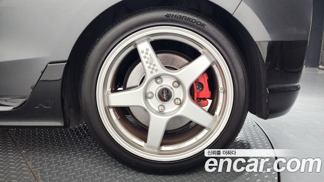Hyundai Veloster (JS) 2.0 N 2020 — фото 21