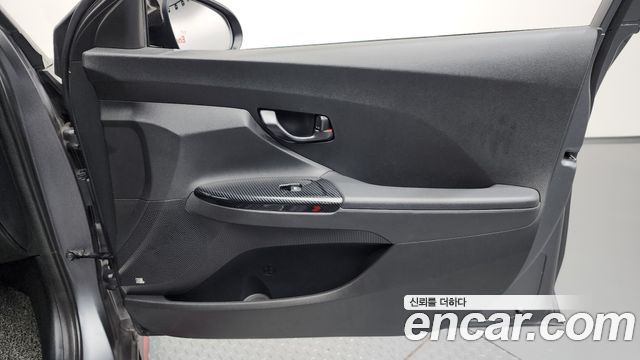 Hyundai Veloster (JS) 2.0 N 2020 — фото 24