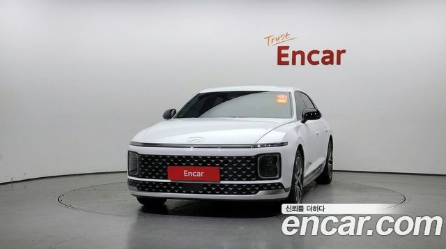 Hyundai Grandeur (GN7) 2,5 Gasoline 2WD Premium 2023 — фото 3