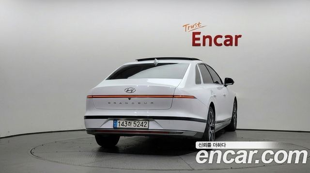 Hyundai Grandeur (GN7) 2,5 Gasoline 2WD Premium 2023 — фото 4