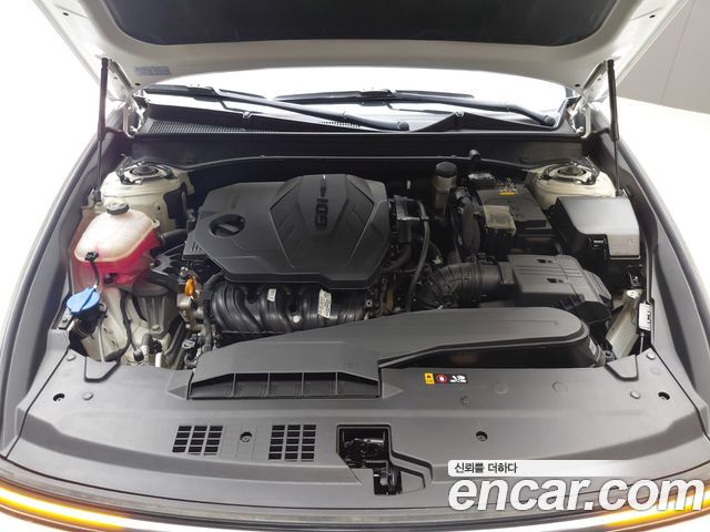 Hyundai Grandeur (GN7) 2,5 Gasoline 2WD Premium 2023 — фото 6