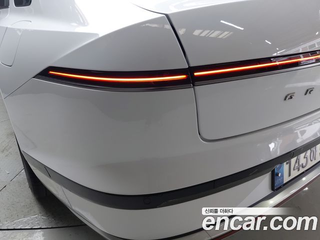 Hyundai Grandeur (GN7) 2,5 Gasoline 2WD Premium 2023 — фото 23