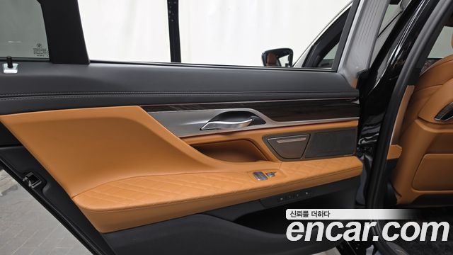 BMW 7 Series (G11) 740Ld xDrive Design Pure Excellence 2020 — фото 25