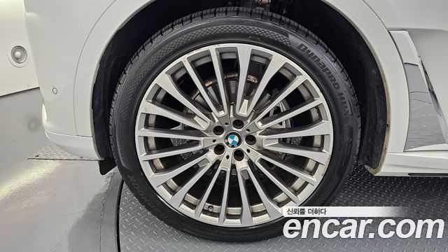 BMW X7 (G07) xDrive 40i Design Pure Excellence 7-Seater 2022 — фото 5