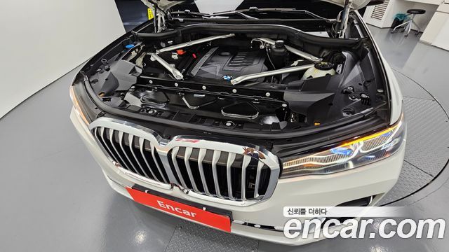 BMW X7 (G07) xDrive 40i Design Pure Excellence 7-Seater 2022 — фото 6