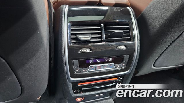 BMW X7 (G07) xDrive 40i Design Pure Excellence 7-Seater 2022 — фото 17