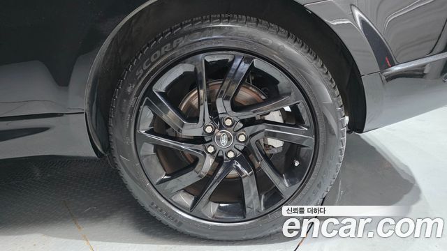 Land Rover Range Rover Sport (II) D300 HSE Dynamic 2021 — фото 27
