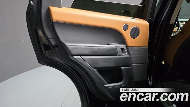 Land Rover Range Rover Sport (II) D300 HSE Dynamic 2021 — фото 31