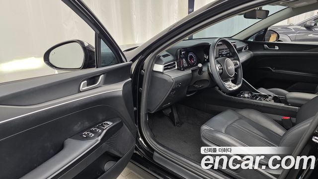 Kia K5 (III) 1.6 Turbo Prestige 2023 — фото 10