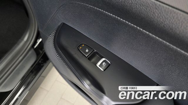 Kia K5 (III) 1.6 Turbo Prestige 2023 — фото 19
