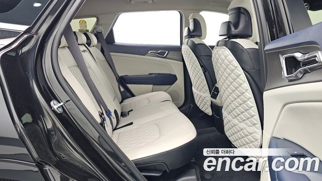 Kia Sportage (V) Gasoline 1.6 Turbo 2WD Signature 2025 — фото 11